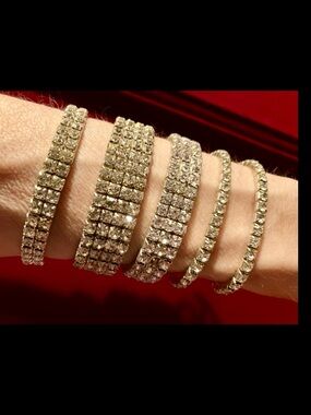 New Set of Five Swarovski Crystal Stretch Bracelets. Gorgeous in Box